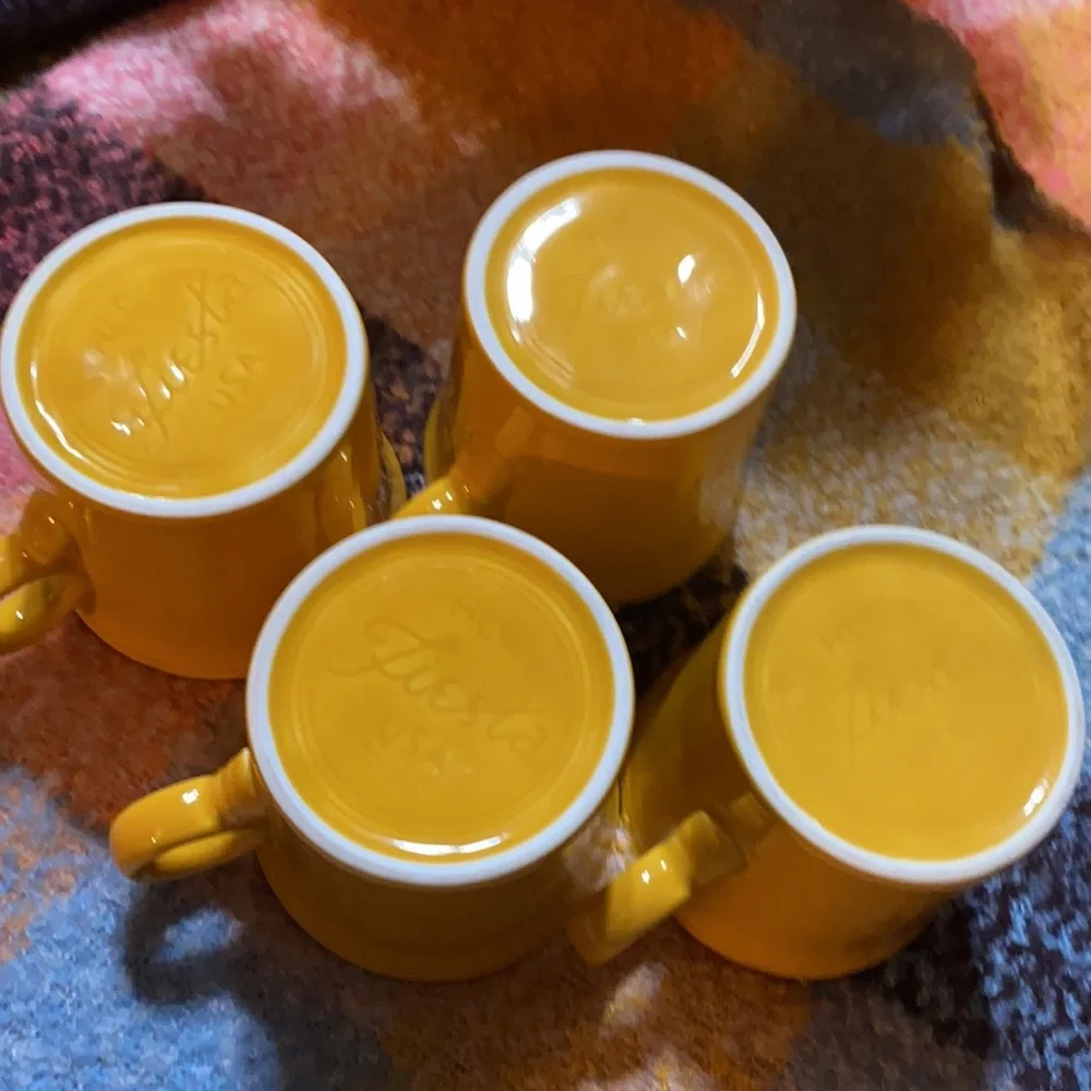 Set of 4 Homer Laughlin Fiesta Ware Yellow/gold Color Coffee Mugs 8oz